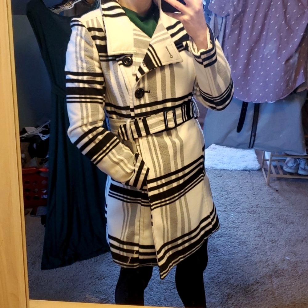 Patterned Winter Coat - image 1